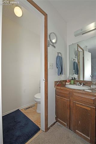 5916 Wolf Creek Place