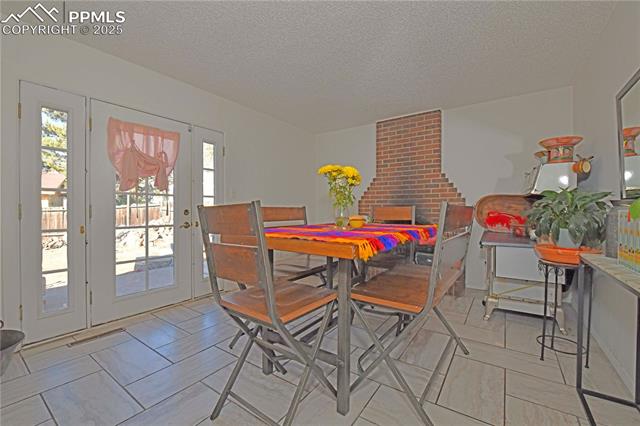 5916 Wolf Creek Place