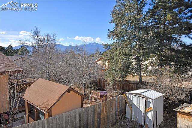 5916 Wolf Creek Place