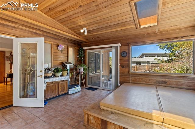 5135 Topaz Drive
