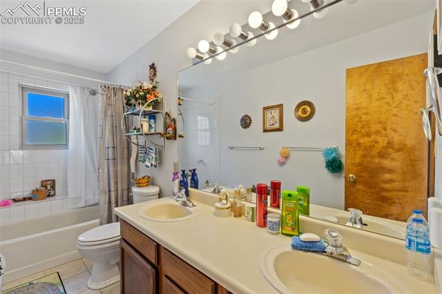 5135 Topaz Drive