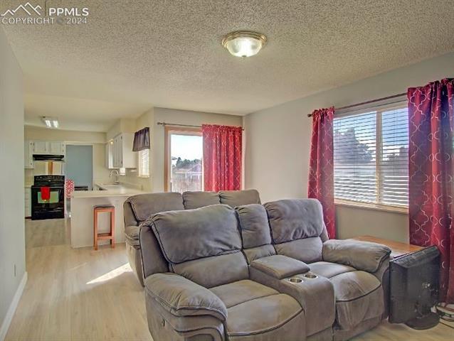 1125 Lindstrom Drive