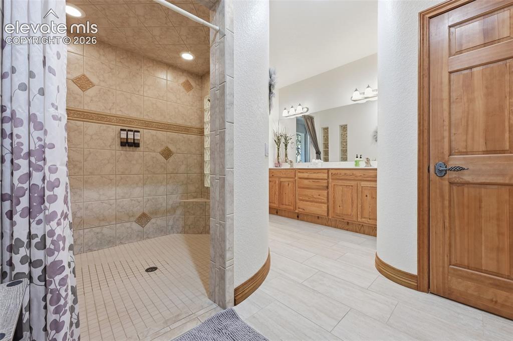 4415 Hidden Rock Road