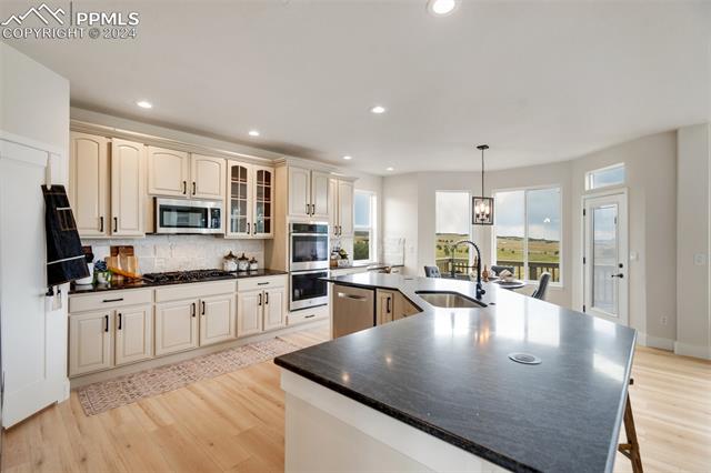 1740 Old Antlers Way