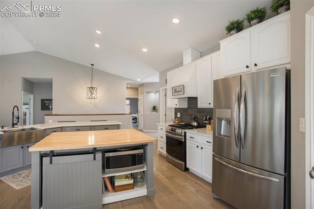 3631 Oak Meadow Drive