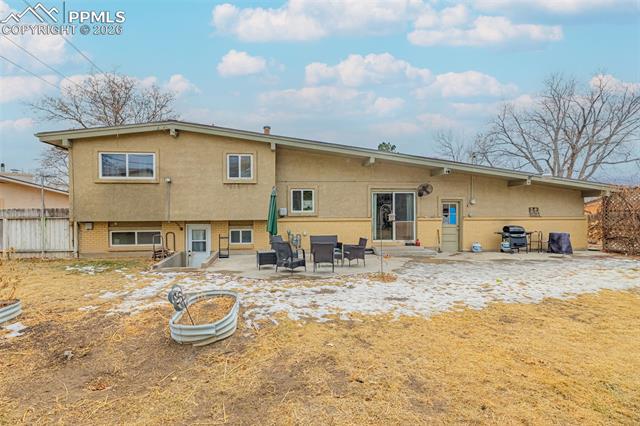 1522 Hollyhock Drive