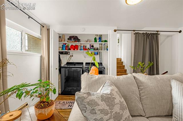 1522 Hollyhock Drive