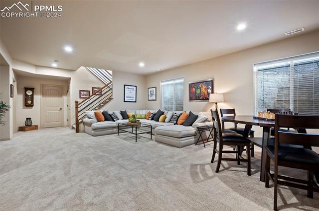 5246 Chimney Gulch Way