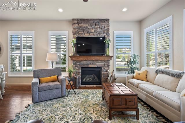 5246 Chimney Gulch Way