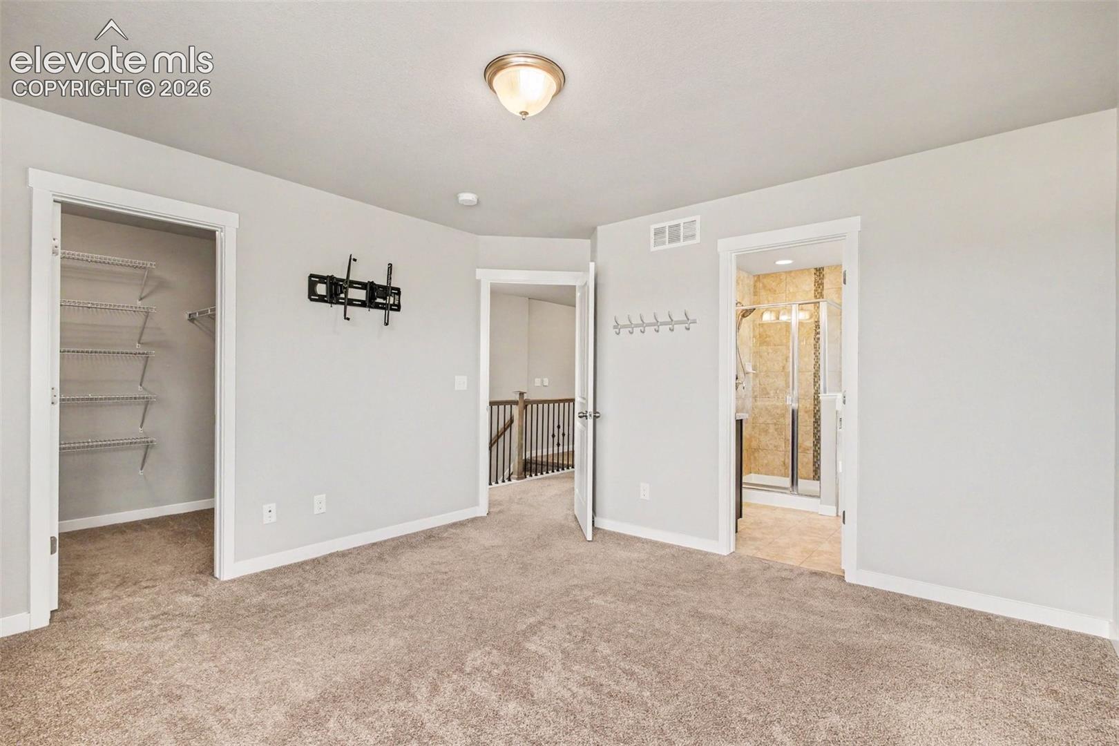 1437 Grand Overlook Street