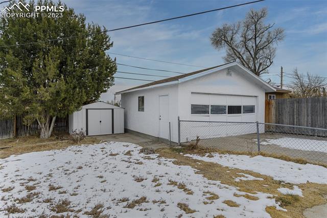 2510 Forsythia Street