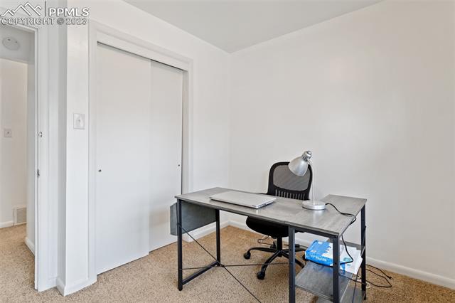 2510 Forsythia Street