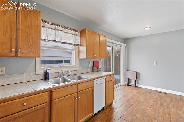 2510 Forsythia Street