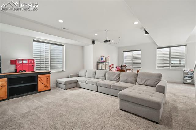 4809 Hanging Lake Circle