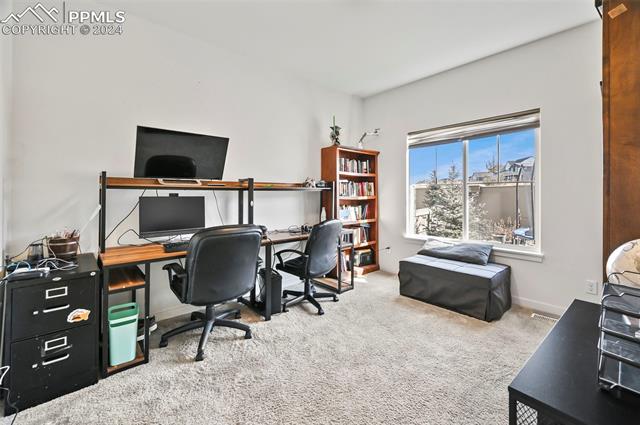 4809 Hanging Lake Circle