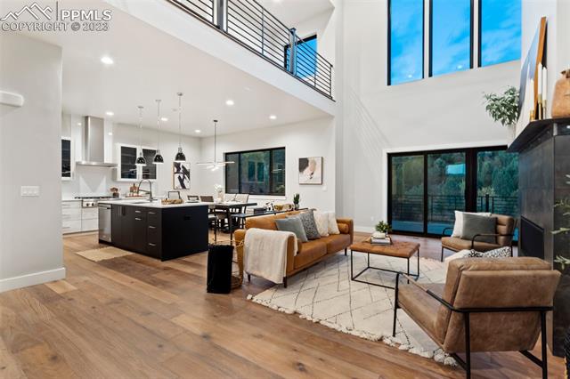 4260 Cedar Heights Drive