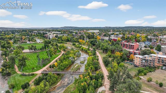 20 Boulder Crescent Street 202