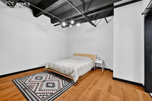 20 Boulder Crescent Street 202