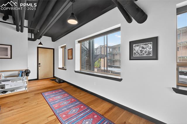 20 Boulder Crescent Street 202