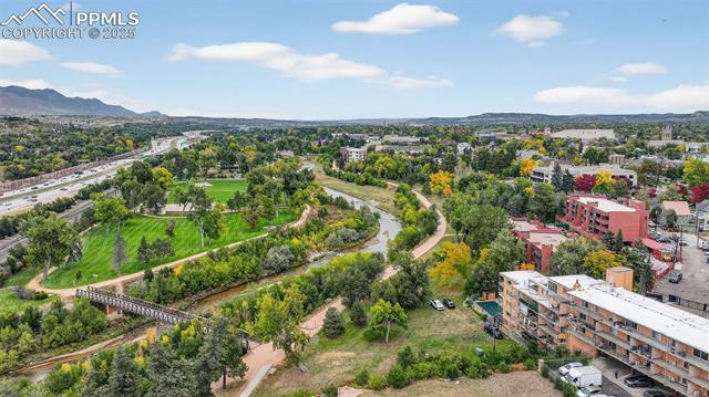 20 Boulder Crescent Street 202