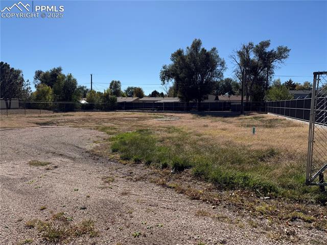 727 Carson Boulevard