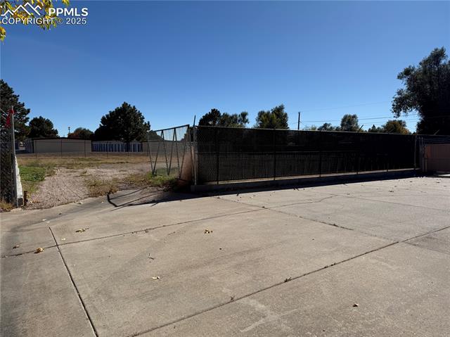 727 Carson Boulevard