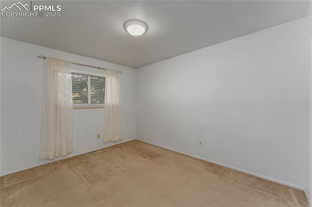 1336 Doyle Place