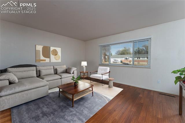1336 Doyle Place