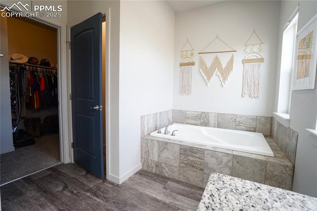 1446 N Moonbeam Drive