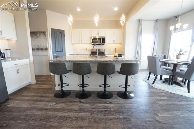 1446 N Moonbeam Drive