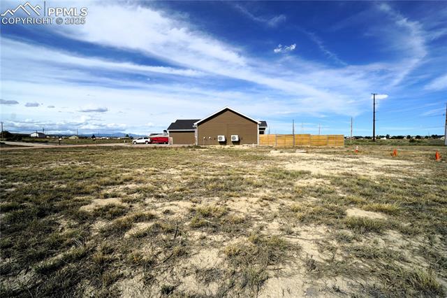 1446 N Moonbeam Drive