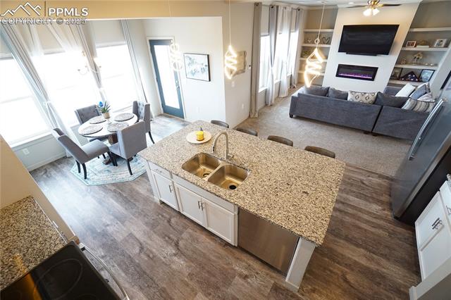 1446 N Moonbeam Drive