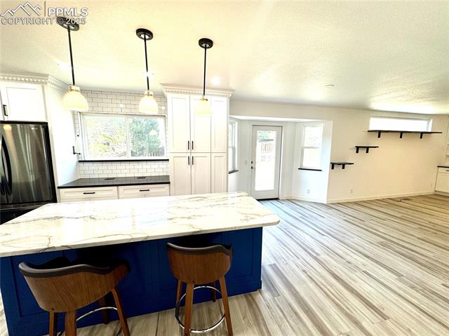 866 N Pulpit Rock Circle