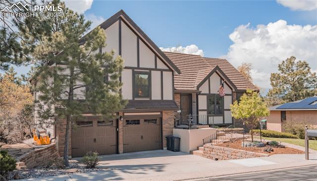 1919 Forest Ridge Drive