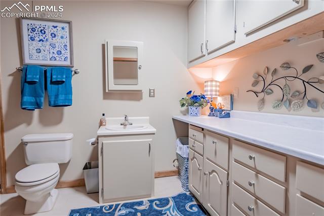 1919 Forest Ridge Drive