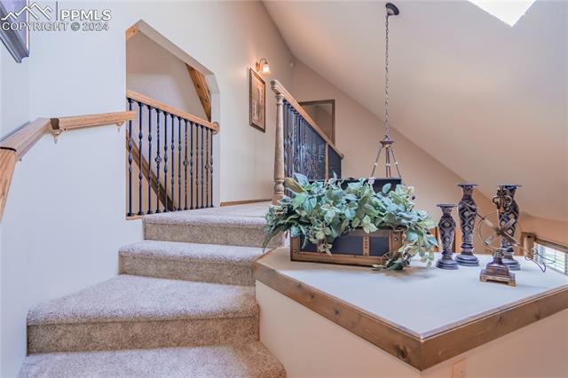 1919 Forest Ridge Drive