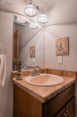 1919 Forest Ridge Drive