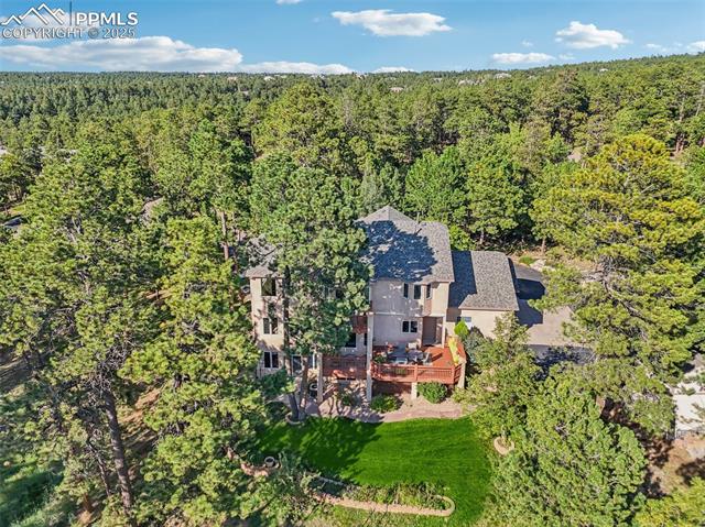 17552 Colonial Park Drive