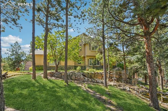 17552 Colonial Park Drive