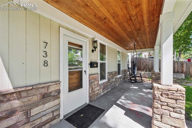 738 E Cache La Poudre Street