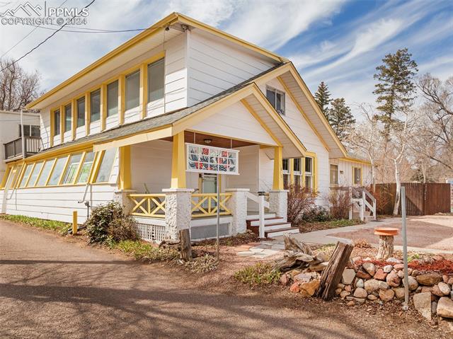 1808 Woodburn Street