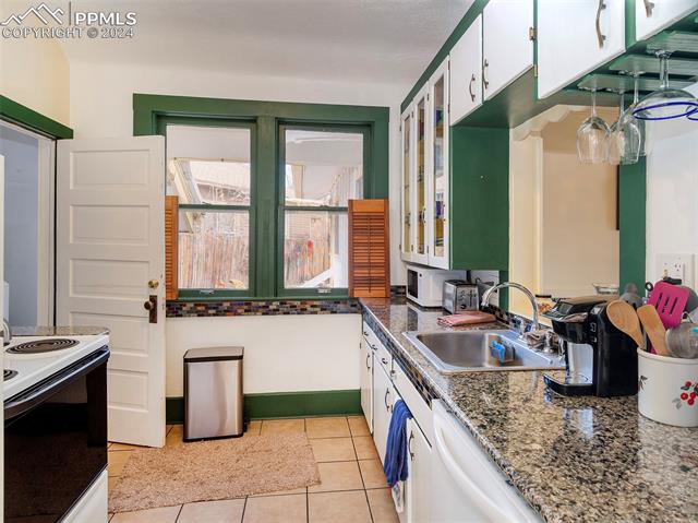 1808 Woodburn Street