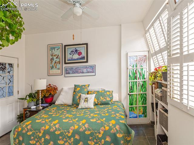 1808 Woodburn Street