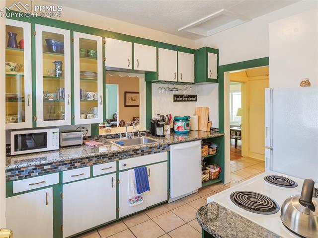 1808 Woodburn Street