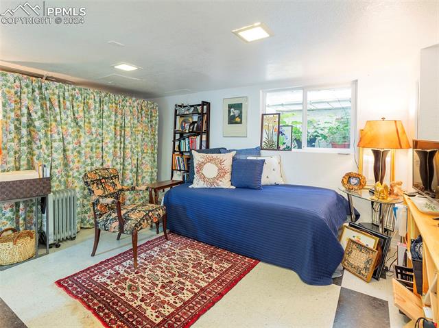 1808 Woodburn Street