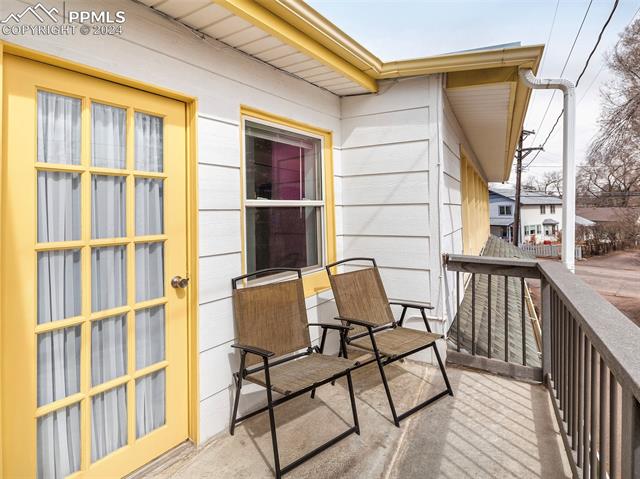 1808 Woodburn Street