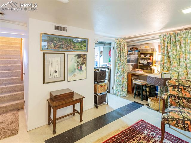 1808 Woodburn Street