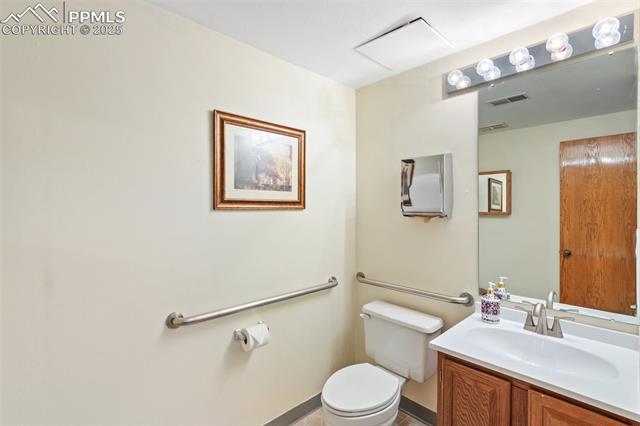 5555 ERINDALE Drive 107