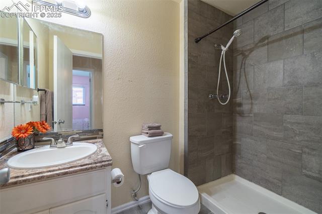 4331 McGrew Circle