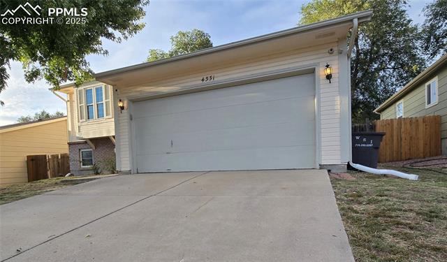4331 McGrew Circle